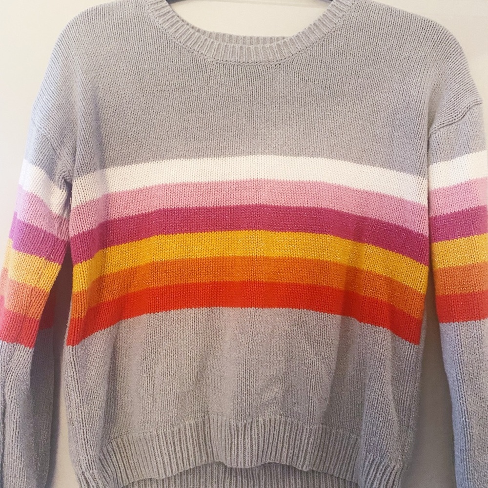 Grey rainbow seater